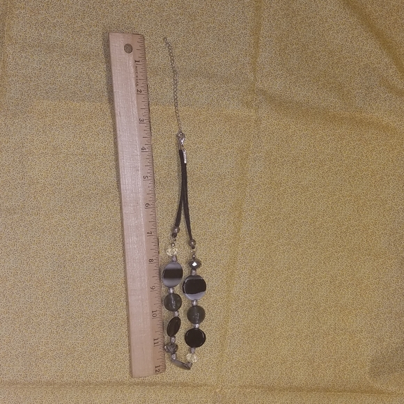 Black glass necklace set - Picture 3 of 6